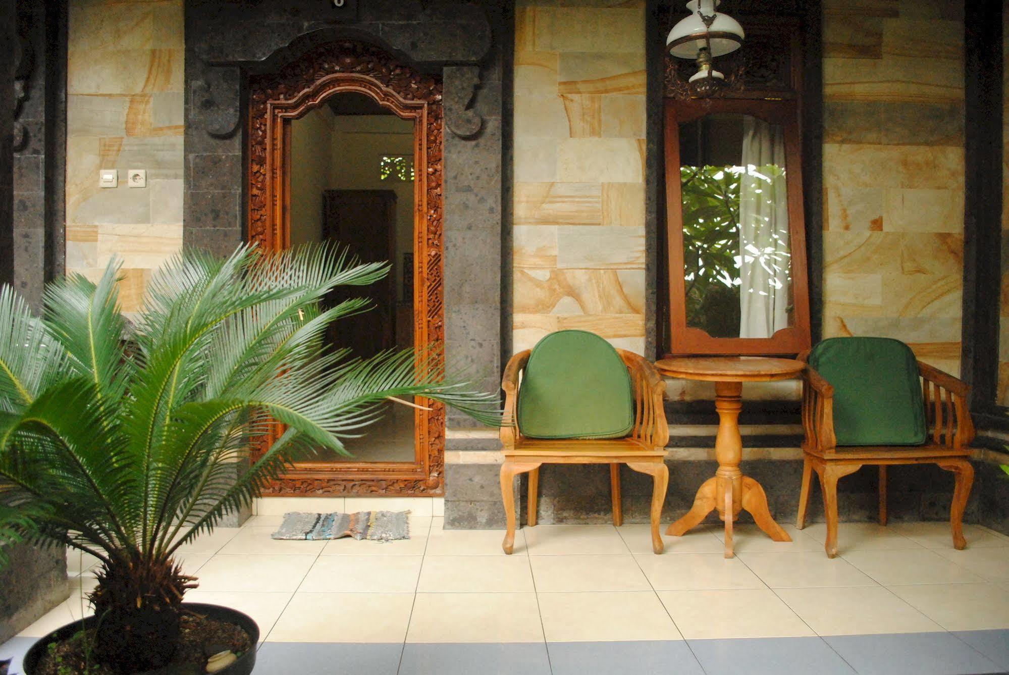 Jangkrik Homestay Ubud  Luaran gambar