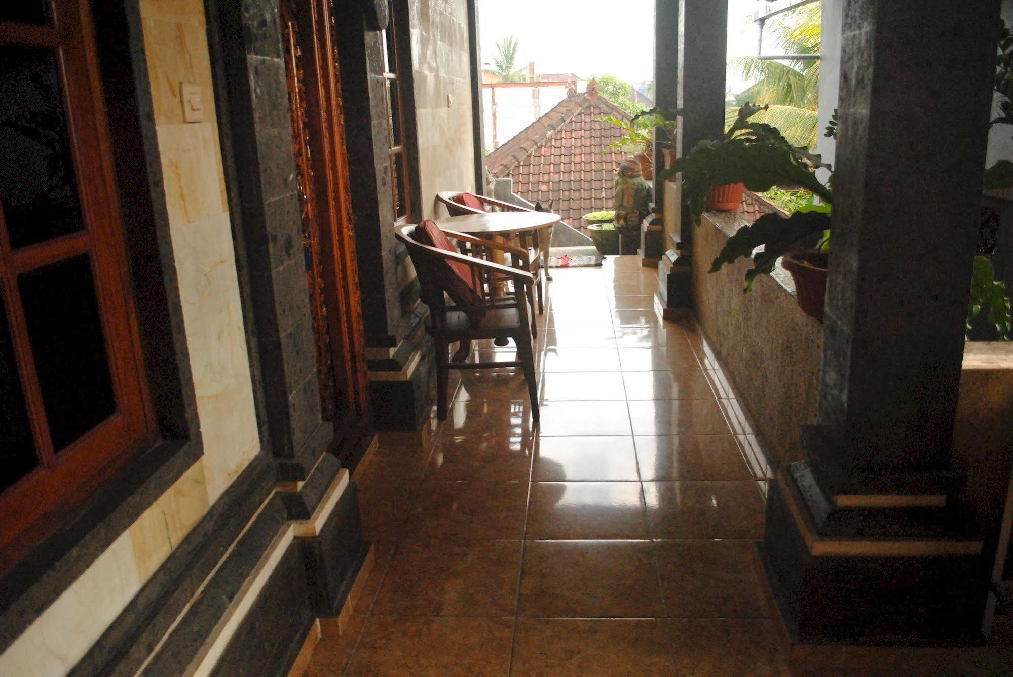 Jangkrik Homestay Ubud  Luaran gambar